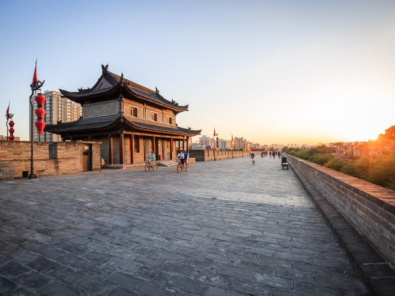 Xi'an City Wall guided tour