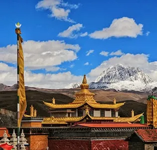 Zheduo Mountain Viewpoint — the first high mountain on the Sichuan-Tibet Highway
