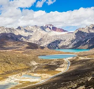Ranwu Lake — the most beautiful barrier lake on the Sichuan-Tibet Highway