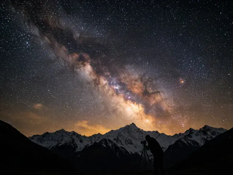 Tibet Photography & Pilgrimage Guide: How to Capture Faith and Landscape in One Photo