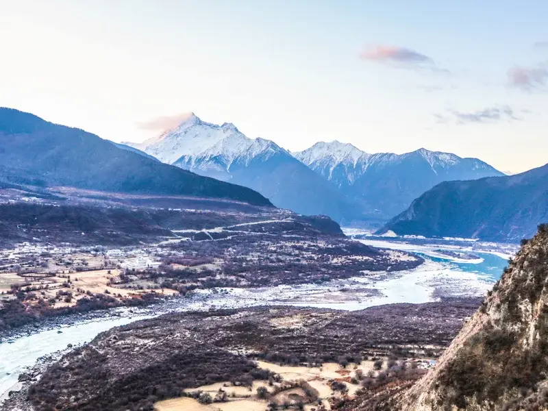 Yarlung Tsangpo Grand Canyon Deep Guide: Into the World's Deepest Gorge - Spot Guides
